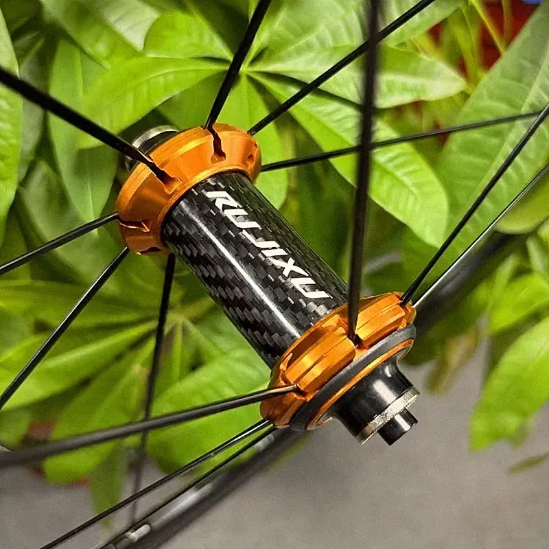 700C Road Bicycle Aluminum Alloy Wheelset with Six-claw V Brake Carbon Fiber Hub