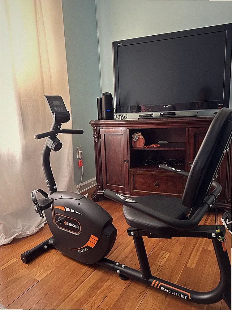 JEEKEE Recumbent Exercise Bike Magnetic Resistance Digital Display