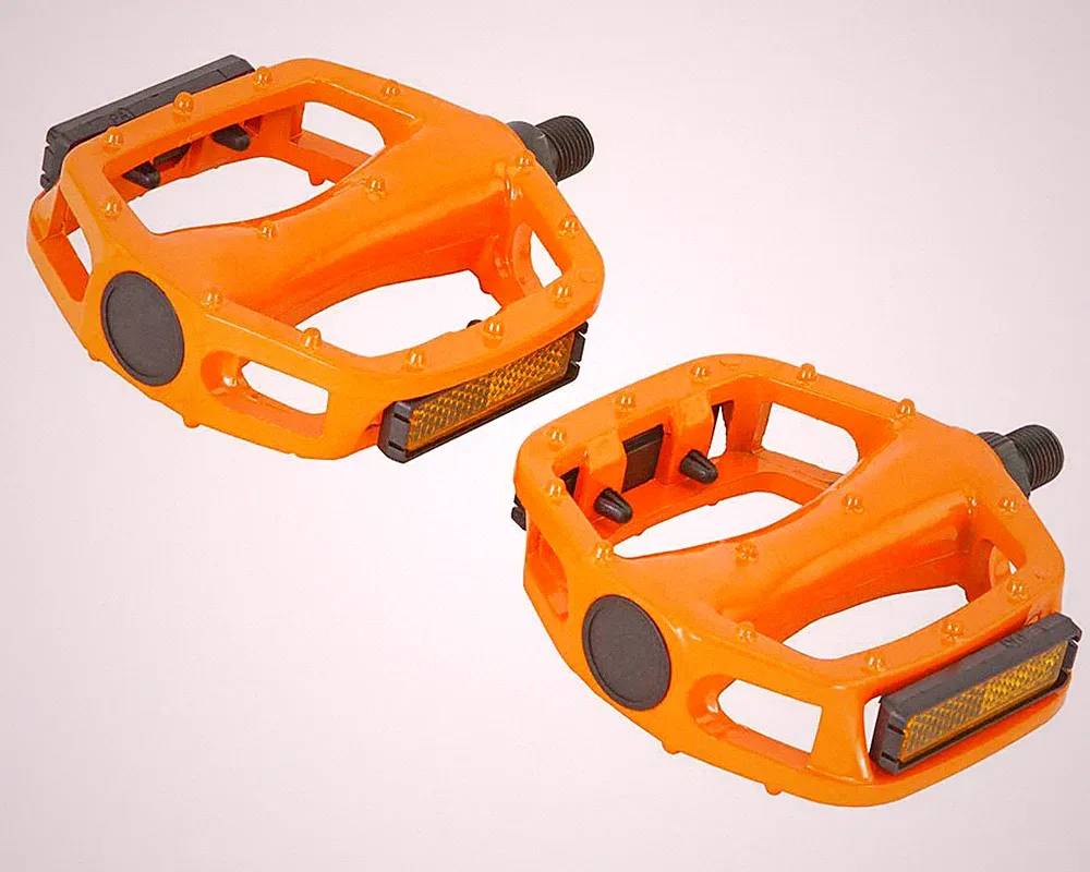NEW! ABSOLUTE 505 BICYCLE ALLOY PEDALS IN WHITE COMPATIBLE WITH 1/2 ORANGE.